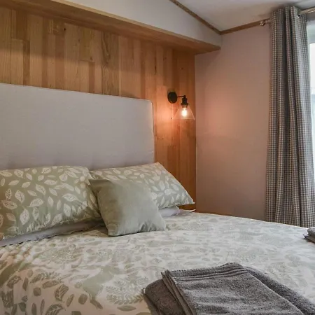 Snittlegarth Luxury Lodge Two - Uk38009 Holiday home Ireby