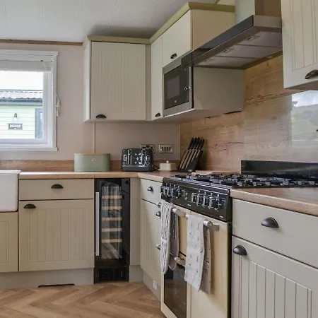 Snittlegarth Luxury Lodge Two - Uk38009 Ireby