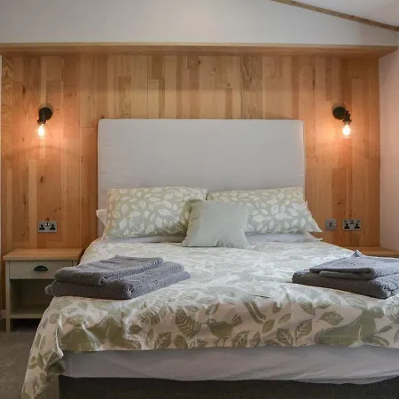 Snittlegarth Luxury Lodge Two - Uk38009 Ireby