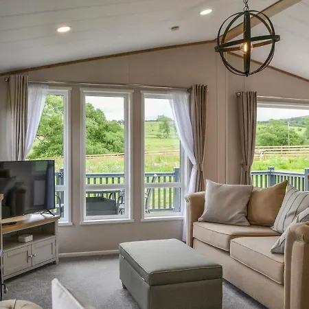Snittlegarth Luxury Lodge Two - Uk38009 Ireby