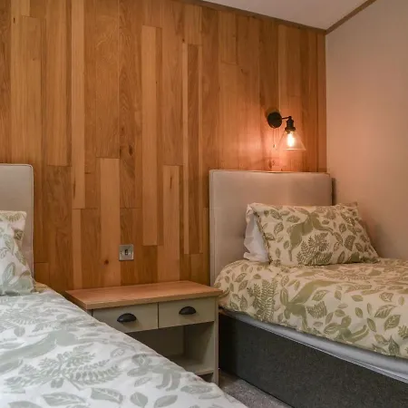 Snittlegarth Luxury Lodge Two - Uk38009